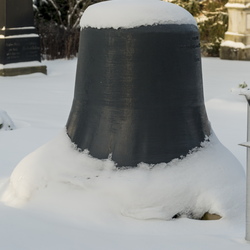 Friedhof und Kirche Winter 2026